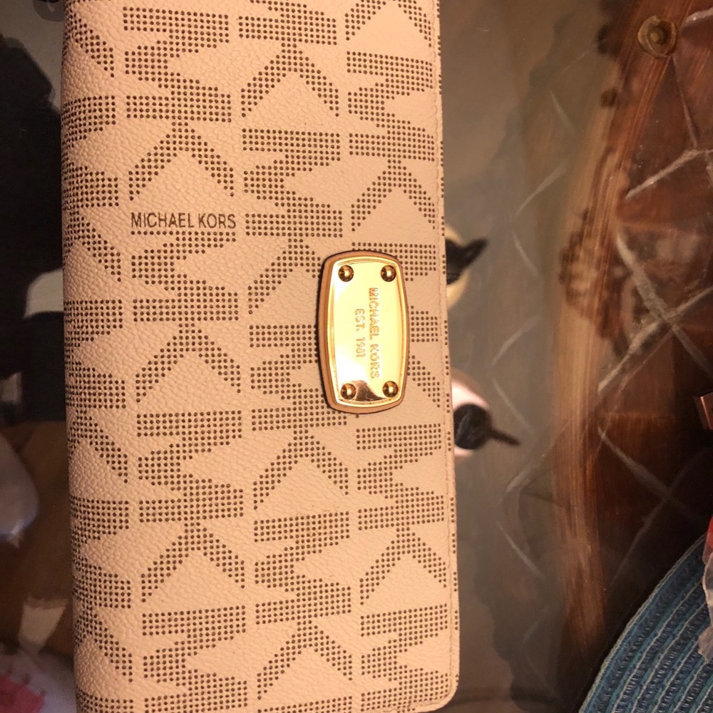 Michael Kors wallet